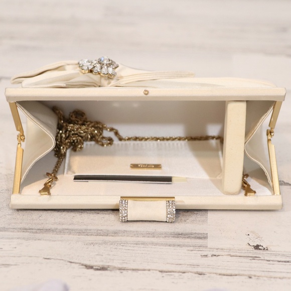 Badgley Mischka Rhinestone Bow Guile Clutch Ivory  Evening Bag - Picture 6 of 13